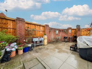 Photo 18- click for photo gallery